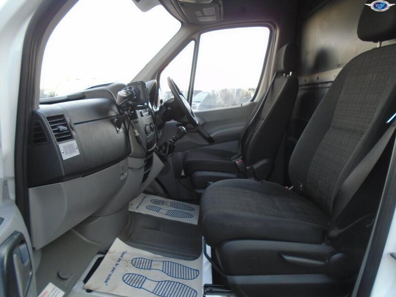 MERCEDES-BENZ SPRINTER