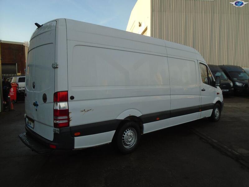 MERCEDES-BENZ SPRINTER