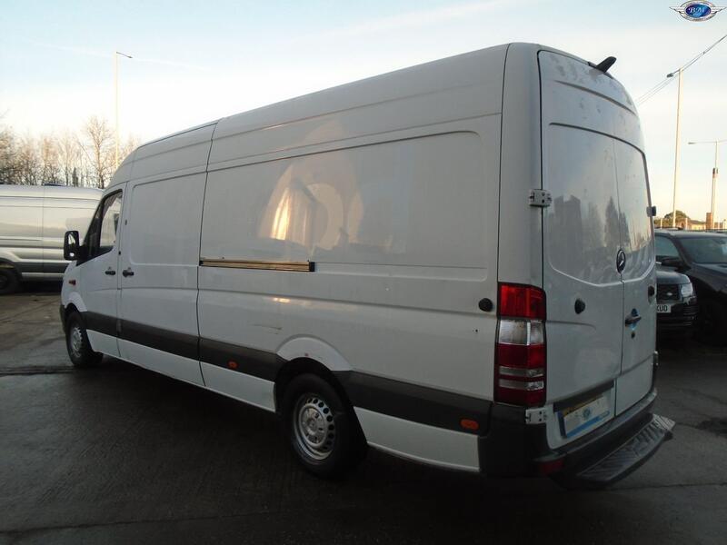 MERCEDES-BENZ SPRINTER