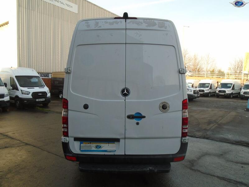 MERCEDES-BENZ SPRINTER