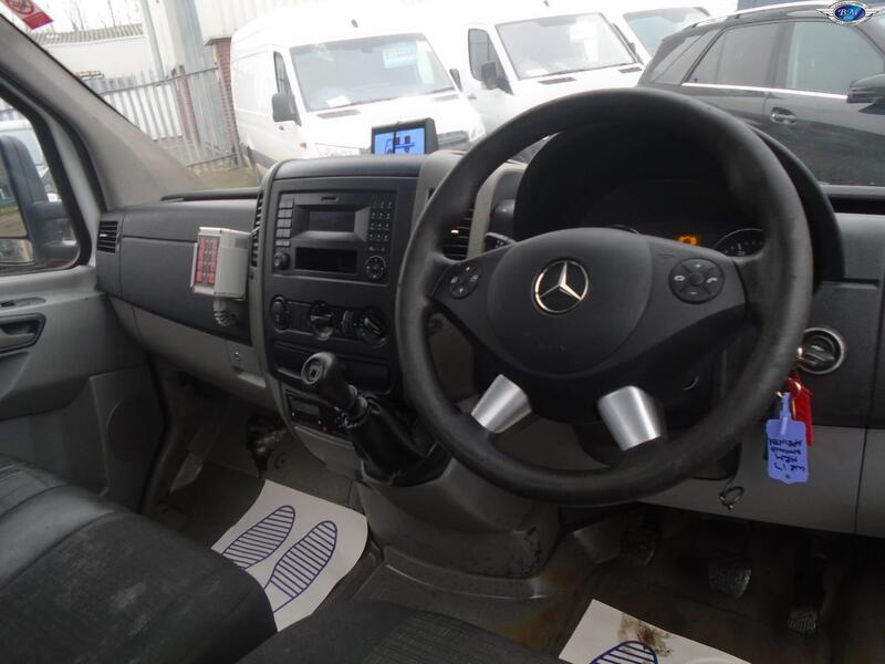 MERCEDES-BENZ SPRINTER