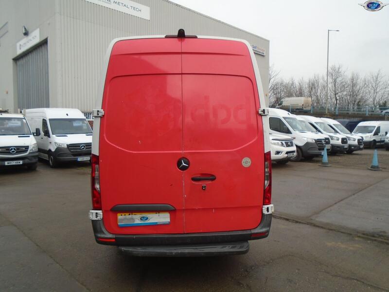 MERCEDES-BENZ SPRINTER