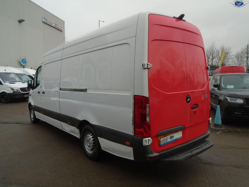 MERCEDES-BENZ SPRINTER