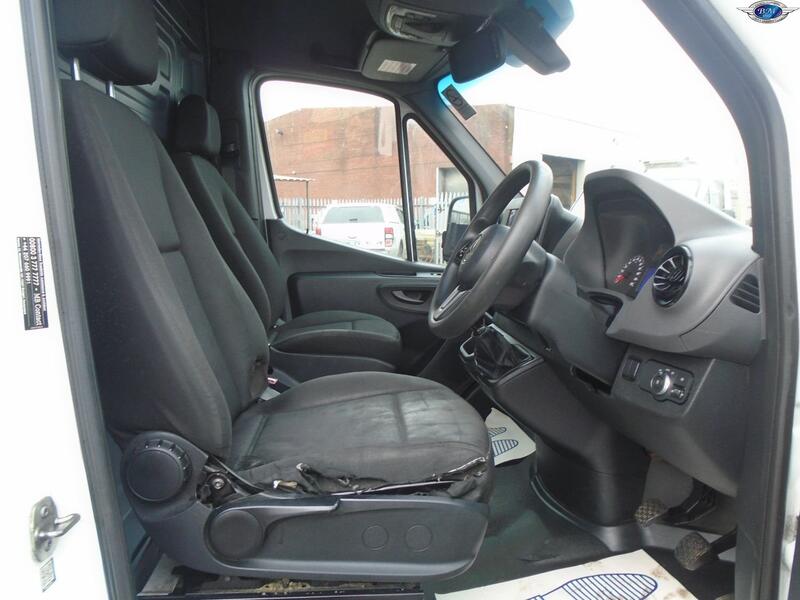 MERCEDES-BENZ SPRINTER