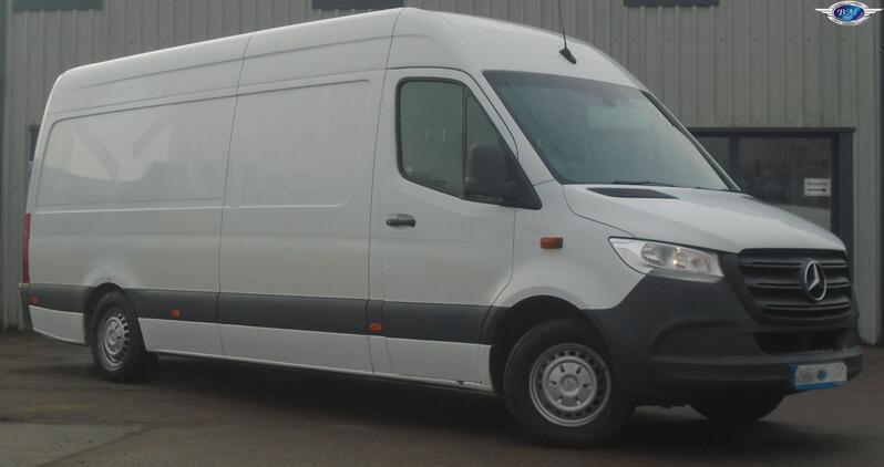 MERCEDES-BENZ SPRINTER