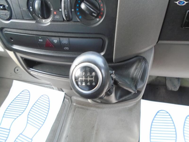 MERCEDES-BENZ SPRINTER