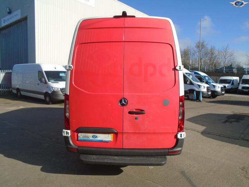 MERCEDES-BENZ SPRINTER