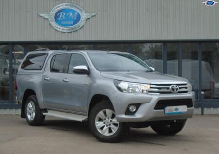 TOYOTA HILUX 2.4 D-4D Icon