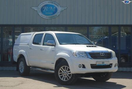 TOYOTA HILUX 3.0 D-4D Invincible