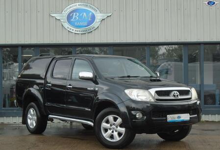 TOYOTA HILUX 3.0 D-4D Invincible