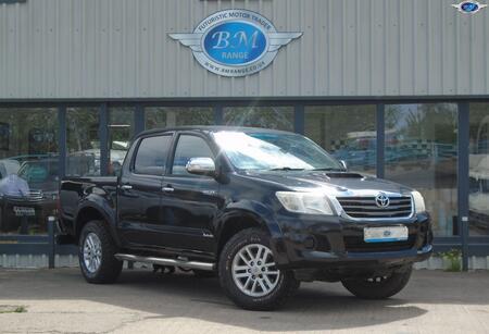 TOYOTA HILUX 3.0 D-4D Invincible