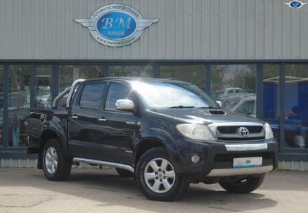 TOYOTA HILUX 3.0 D-4D Invincible