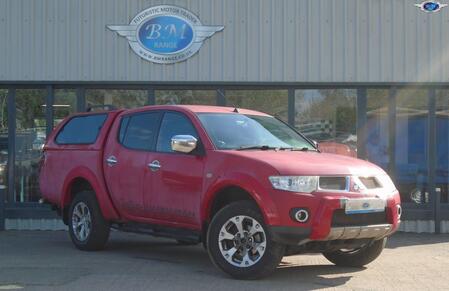 MITSUBISHI L200 2.5 DI-D Barbarian