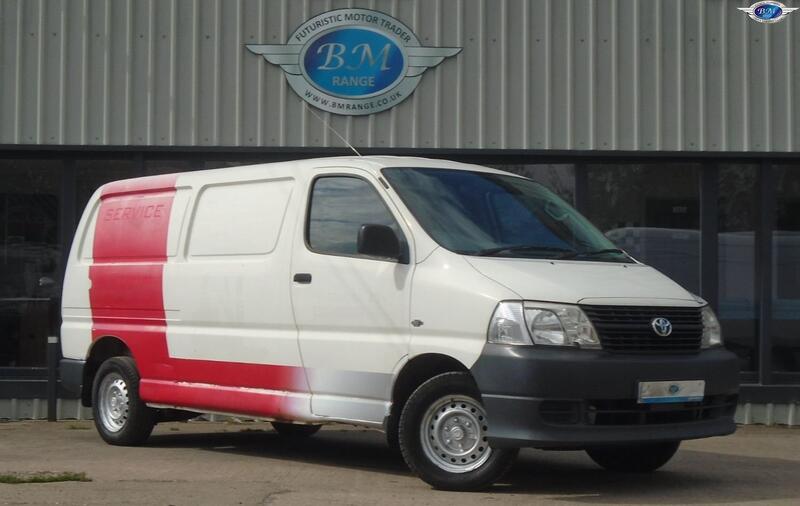 TOYOTA HIACE 2.5 300 D-4D